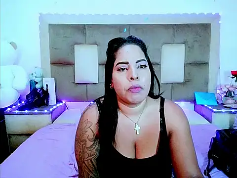 indiantopaz694u 라이브 XXX 채팅