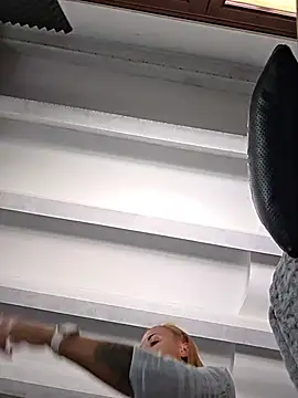 צ'אט XXX בשידור חי של kylie_blck