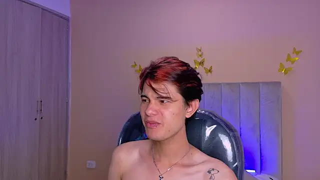 צ'אט XXX בשידור חי של Derek_Sinn