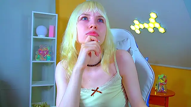 Chat XXX en directo de HannahHollis