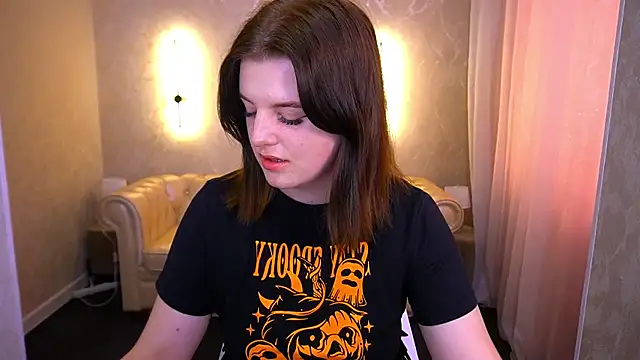 KristiFoxy XXX чат на живо