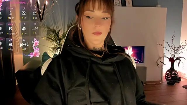 دردشة Megan_inked الجنسية المباشرة