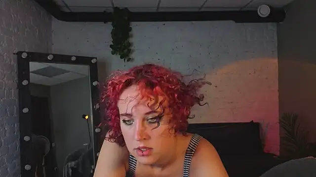 ScarlettSparkss XXX чат на живо