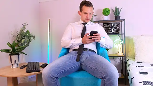 Jimmy_Doss Adlı Modelin Canlı XXX Sohbeti