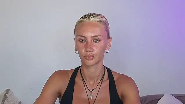 Elsa_24 – Naživo XXX chat