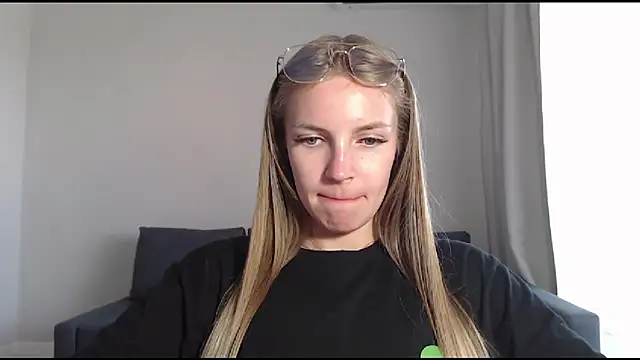 HitGyrl: απευθείας συνομιλία ΧΧΧ