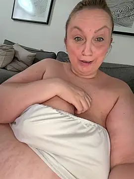 Онлайн чат XXX BBW_Nora