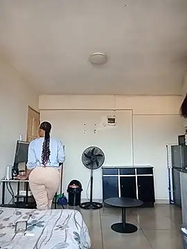 دردشة Babymomma98 الجنسية المباشرة