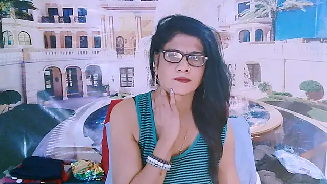 IndianAllure: απευθείας συνομιλία ΧΧΧ