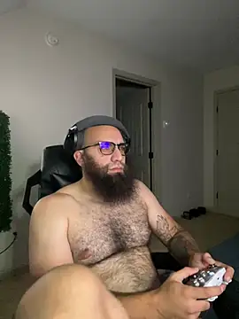 MastaWolfy's Live XXX Chat
