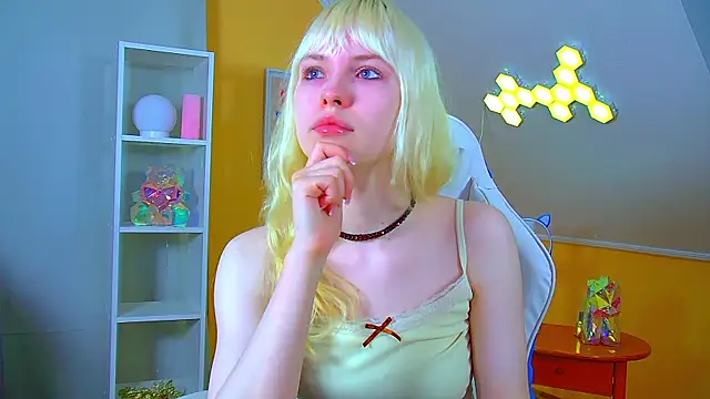 HannahHollis' Live XXX Chat