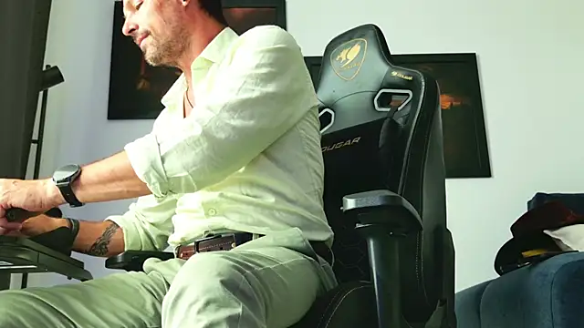 عرض كام ChrisKox