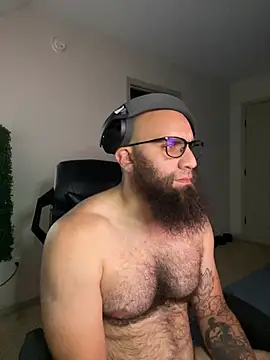 MastaWolfy's Live XXX Chat