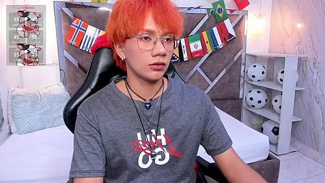 Eriol_'s Live XXX Chat