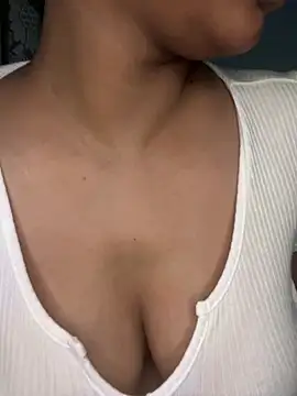 Chat XXX en directo de Cute_Marina