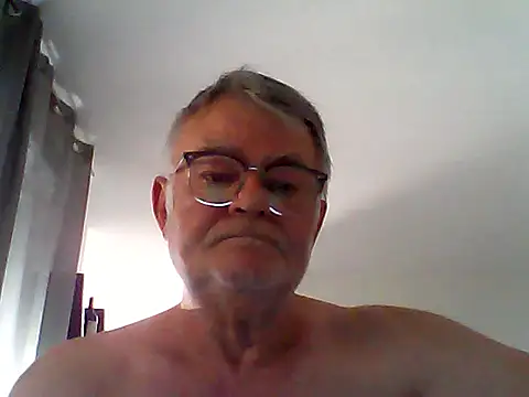 XXX chat uživo modela oura