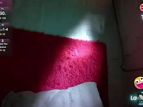 GoddessRaven10 Adlı Modelin Canlı XXX Sohbeti