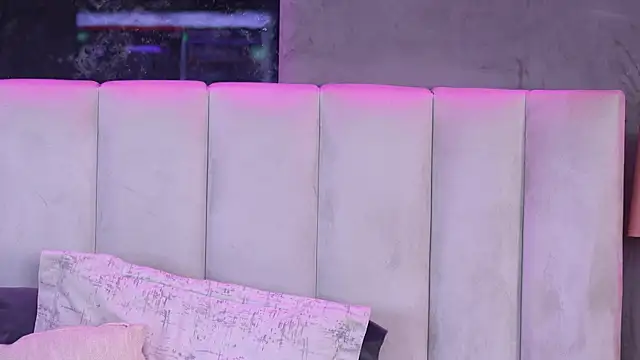 Chat XXX en directo de SelenaFrost