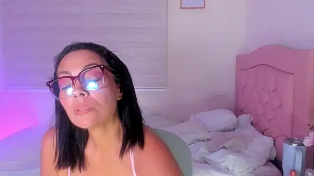 miapins élő XXX-chatje