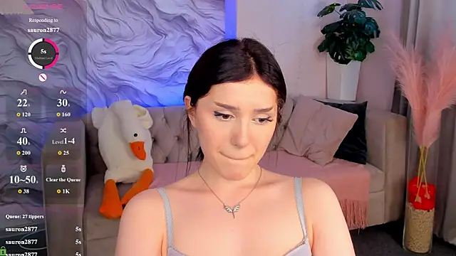 XXX chat uživo modela Lonny_Peach