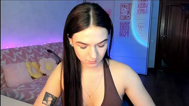 צ'אט XXX בשידור חי של luna_lust_212