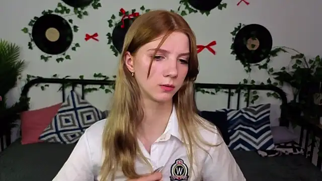 M1aForever's Live XXX Chat