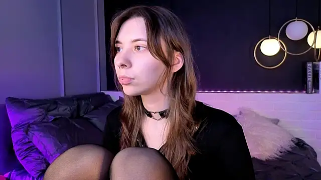 Camilla_Evers' Live XXX Chat
