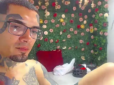 Boy_tatto77 Webcam show