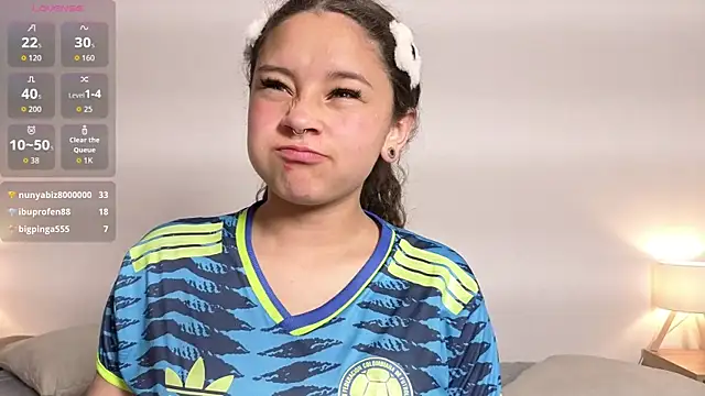 zoemoon1_ live XXX chat