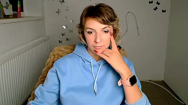 Chatroom XXX en direct de Lana_Foxyy