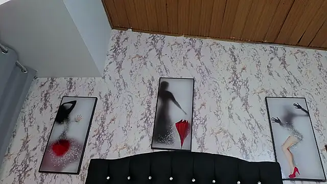 Larissa_Antonella 现场XXX聊天