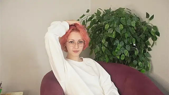 צ'אט XXX בשידור חי של ErmelindaRottner
