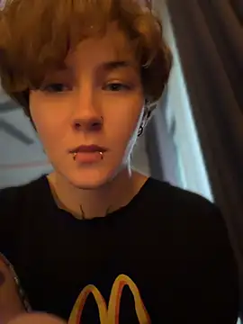 XXX chat uživo modela IceMur