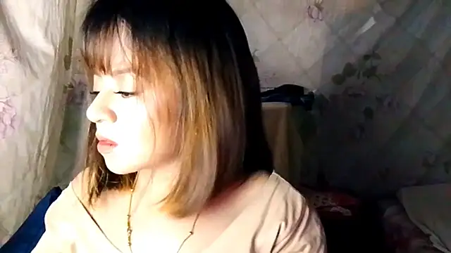 دردشة JulianeOstorga الجنسية المباشرة