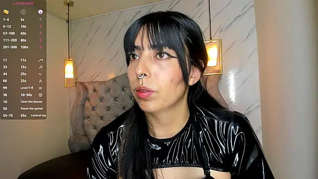 Alice_Laurentt Chat XXX in diretta