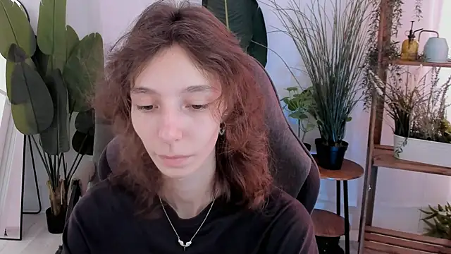 EmmanuellBrown Chat XXX in diretta