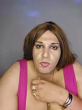 XXX chat uživo modela Strongshemail