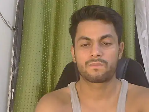 Stubborndesiboy Show Webcam