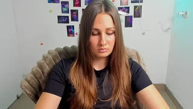 دردشة Stefanie_Sweet الجنسية المباشرة