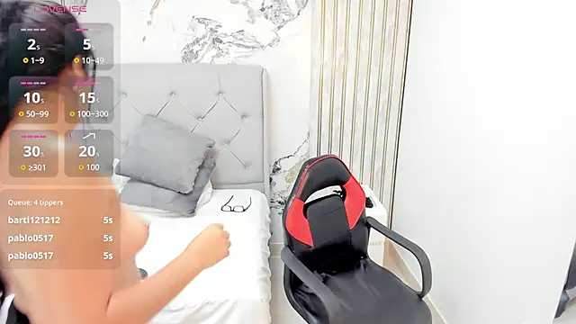 LINASTARK's Live XXX Chat