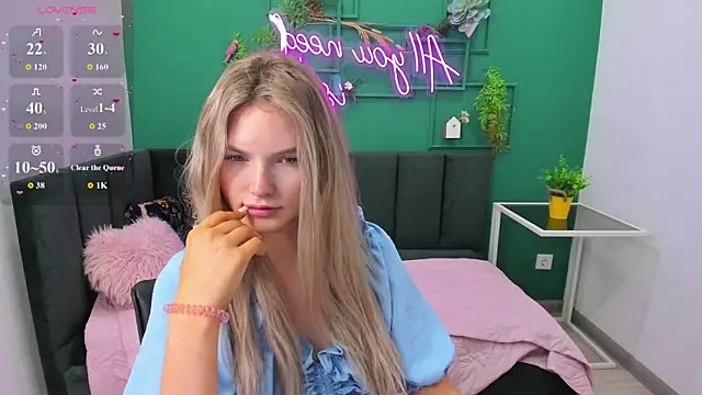 XXX chat uživo modela EvelineAmore