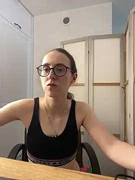 MartiniiSelenna Chat XXX live