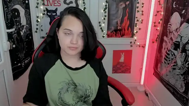 Caroline_cutte 现场XXX聊天