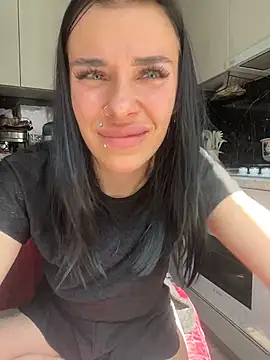 Queen_of_pain: απευθείας συνομιλία ΧΧΧ