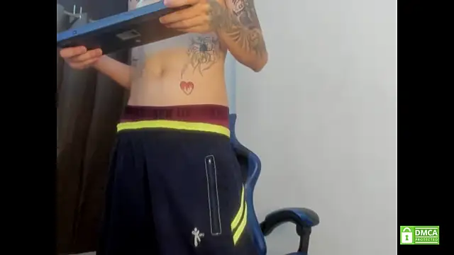 Živý XXX chat Nick_TattooedGuy