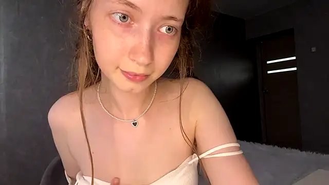 Emily_Mur_ Live XXX-chat