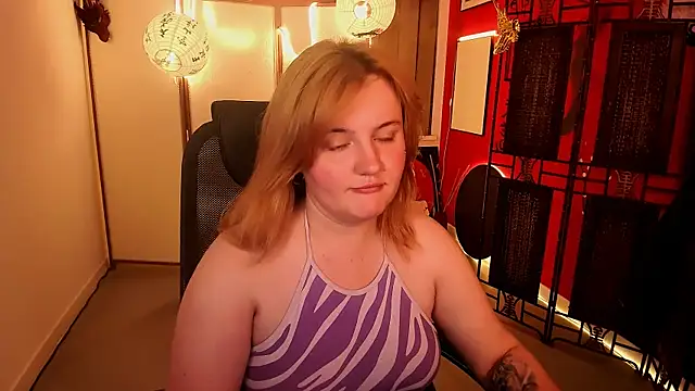 Chat XXX ao vivo de KathyBriggs