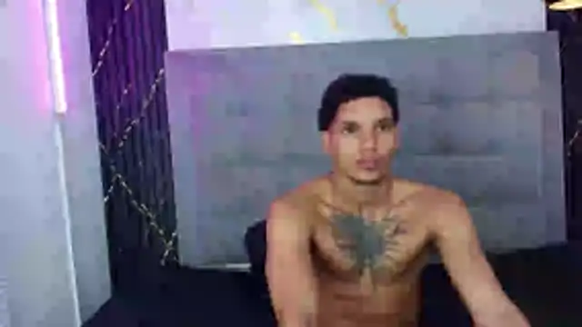 Chat +18 de kai_storm77 ao vivo
