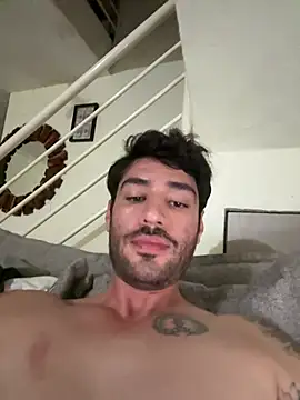 XXX chat uživo modela Antonello1223