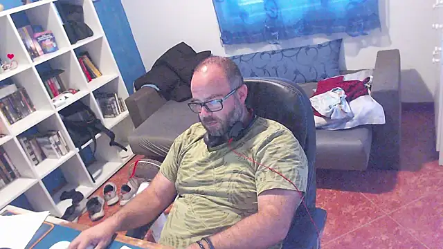 Chat XXX en directo de ravingr4d4